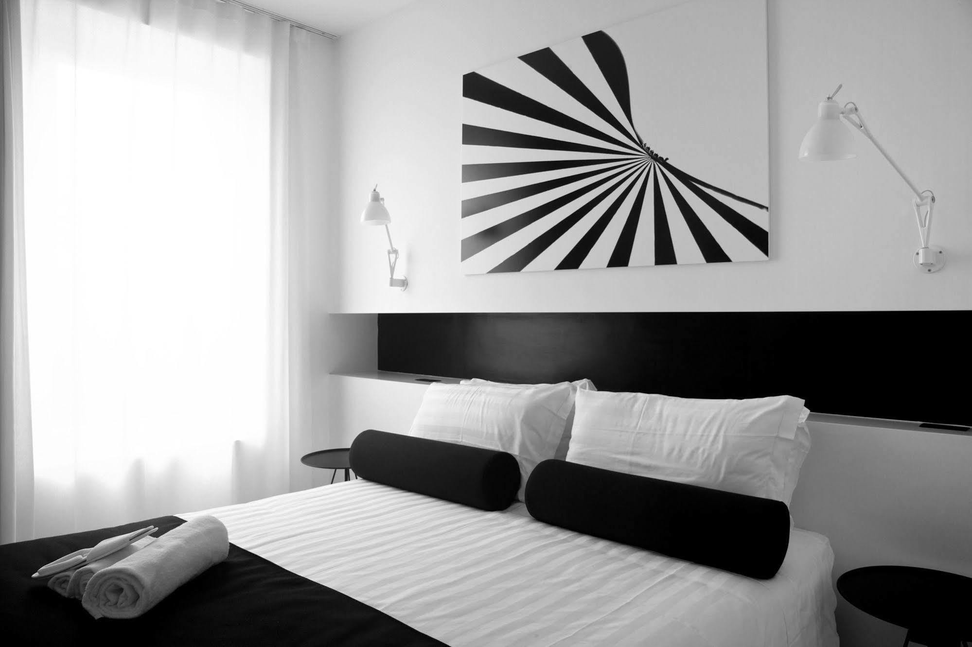 Sora Luxury Inn Rom Exterior foto